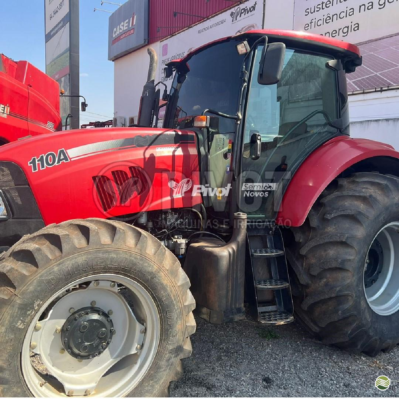 TRATOR CASE CASE Farmall 110 Pivot Máquinas - Case  GOIANIA GOIAS GO